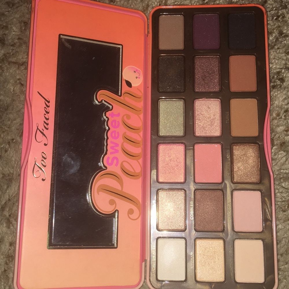 Too Faced Sweet Peach Palette